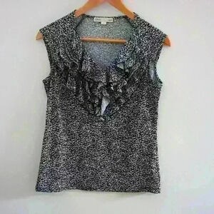 CLEO | Petites Women's Black/White Animal Print Ruffled Sleeveless Tank